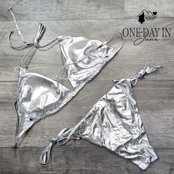 Adisputent Silver Halter Tie Side Bikini Swimsuit Size L - Picture 4 of 4